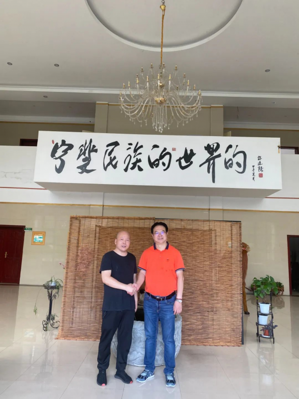 西南醫(yī)科大學(xué)聯(lián)動(dòng)寧?kù)郴瘖y品集團(tuán)